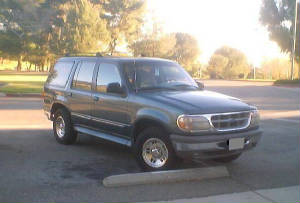 my_explorer_xlt.04.jpg