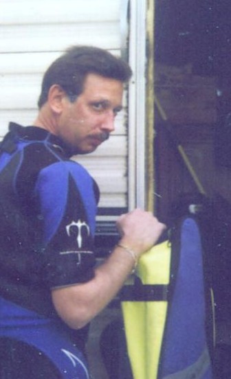 wetsuit01.jpg