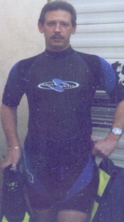 wetsuit02.jpg
